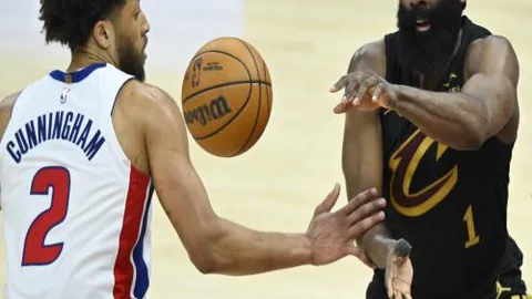 大乐透期号专家推荐：14天胜率对比质合分析，雷霆主场表现异常